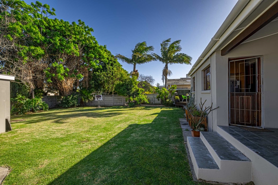 4 Bedroom Property for Sale in Framesby Eastern Cape